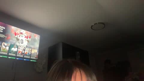 r4van online show from June 4, 1:33 am