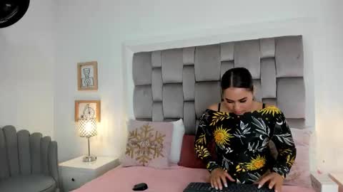 Rachel online show from March 21, 11:26 am