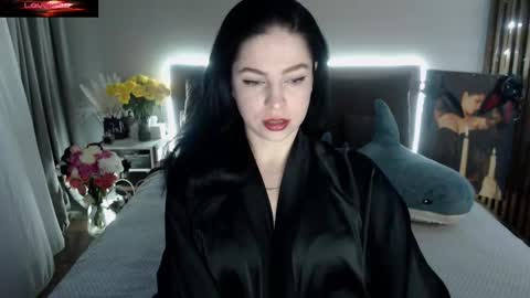 Call me Miss. online show from February 9, 4:18 pm