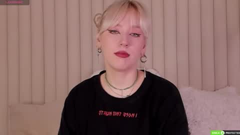 Snapshot of rachelcart chatting on September 15, 3:08 am RachelCart online show from September 15, 3:08 am