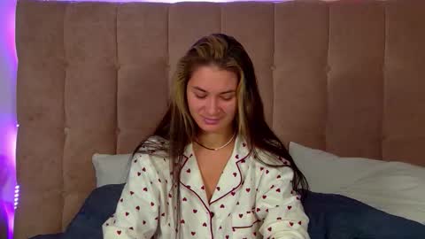 RachellSimpson online show from September 17, 7:17 pm