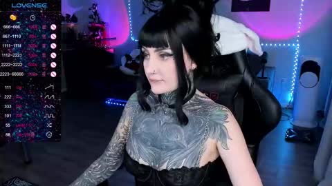 Snapshot of rachelqueen_ chatting on March 10, 2:05 pm  Miko Pleasee help me get 100 likes online show from March 10, 2:05 pm