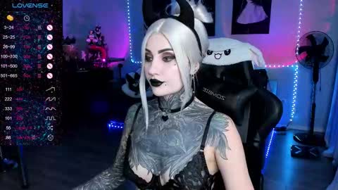  Miko Pleasee help me get 100 likes online show from November 4, 11:44 am