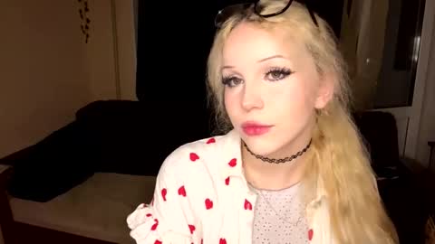 Lily online show from March 26, 9:53 pm