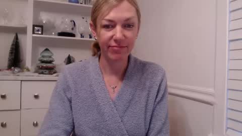 Racy Tracy online show from December 13, 4:38 pm
