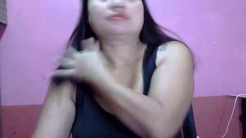 radiantbloom online show from January 8, 10:15 pm