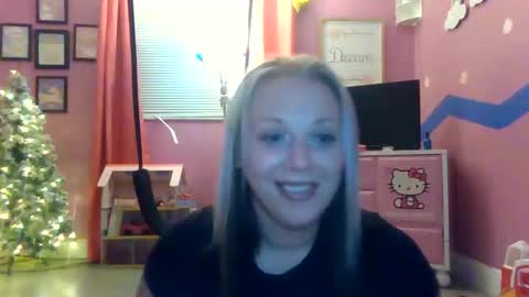 raebabie123 online show from December 22, 12:07 am