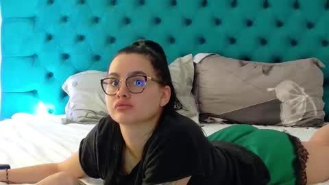 sweet peach online show from September 27, 8:23 am