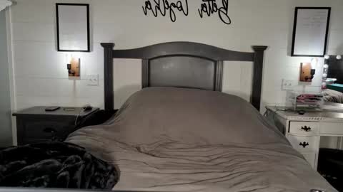 Rae Quinn and Doctor Dustin online show from April 23, 3:03 am