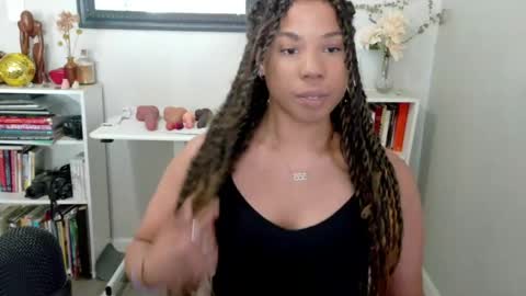 RaeWerks online show from August 4, 11:23 pm