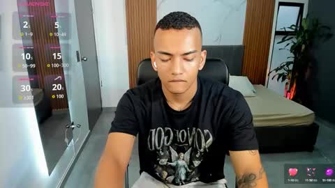 rafa_cruz online show from September 15, 11:44 am