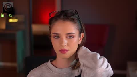 Raisa online show from November 27, 7:21 pm