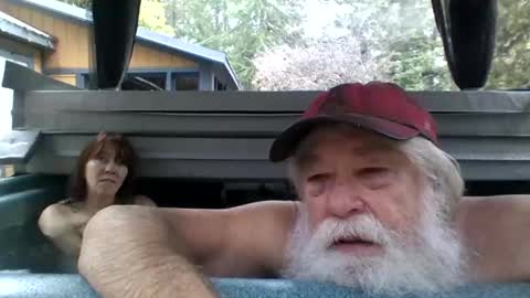 67 and 21 couple online show from December 18, 11:11 pm