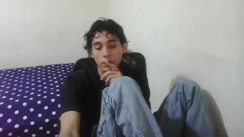 rami_hot0 online show from February 2, 6:48 pm