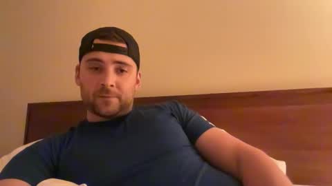 randomdude5950 online show from March 27, 2:06 am