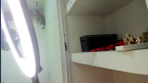 randy_escobar online show from December 21, 12:22 pm