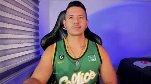 Jonas online show from November 5, 3:03 pm