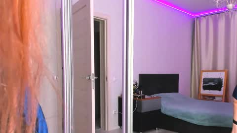 Janet online show from November 15, 7:43 am