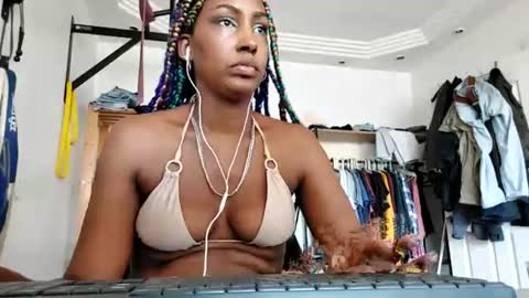 ravenbby online show from June 29, 10:48 am