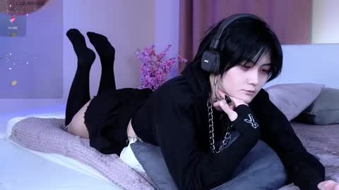 Raven online show from February 25, 4:54 pm