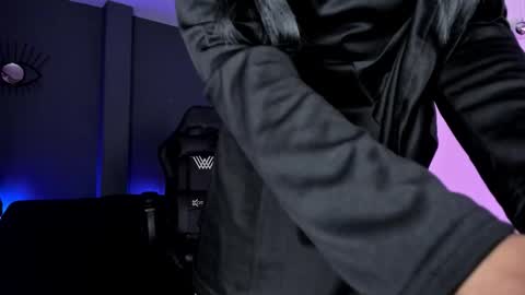 Raven Witch online show from January 10, 7:19 pm