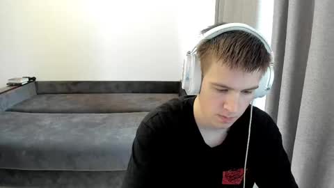 Ray online show from April 23, 8:00 am