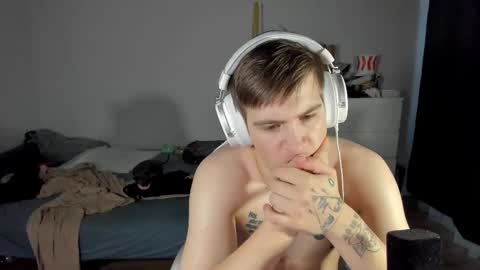 Ray online show from September 18, 2:43 pm