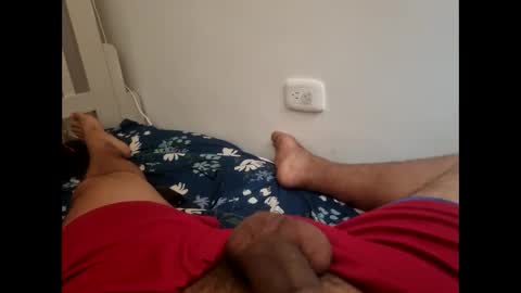 ray_rey1210 online show from November 3, 12:39 pm