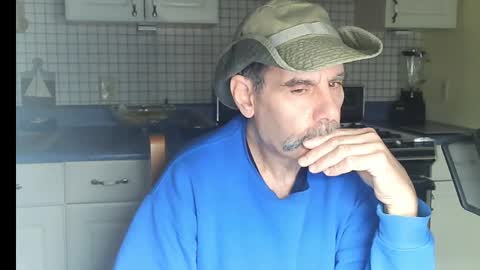 Ray online show from December 1, 9:40 am