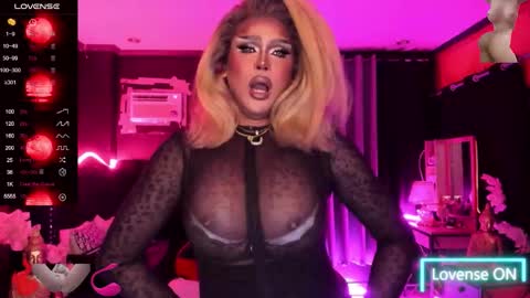 Snapshot of real_dom_phuta chatting on September 23, 1:38 pm Miss Katrina De Futah Goddess of HELL online show from September 23, 1:38 pm
