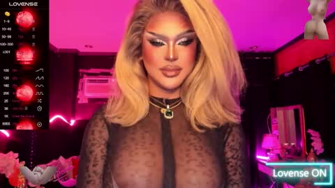 Snapshot of real_dom_phuta chatting on October 10, 3:18 pm Miss Katrina De Futah Goddess of HELL online show from October 10, 3:18 pm