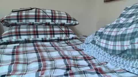 realityunplugged online show from February 26, 7:01 am