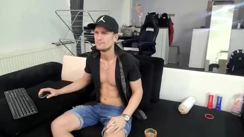 Ask me online show from March 19, 11:04 am