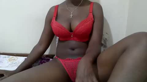 queen online show from December 15, 4:58 pm