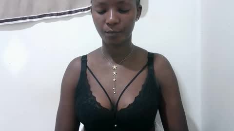 queen online show from October 22, 5:47 pm