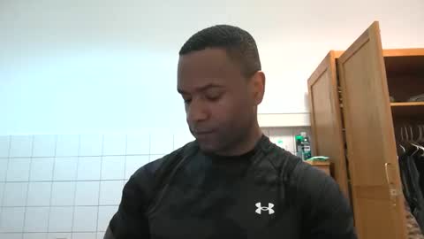 Rey online show from April 3, 11:39 am