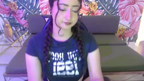 Rebeca dreams online show from July 14, 8:47 pm