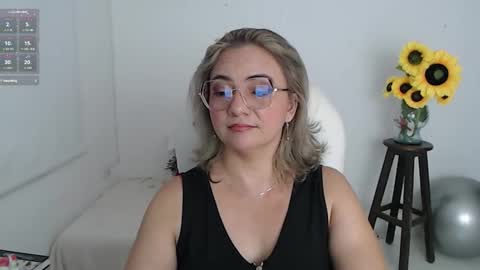 REBECA online show from January 8, 2:23 pm