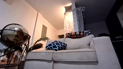 Snapshot of recka810 chatting on October 27, 2:06 pm recka810 online show from October 27, 2:06 pm