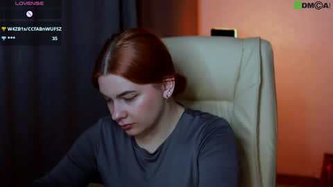 red__dizzy online show from March 28, 12:34 am