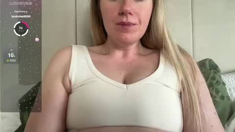 Rosie online show from March 10, 11:12 am