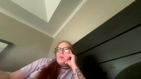 red_hot_foxx03 online show from March 30, 5:13 pm