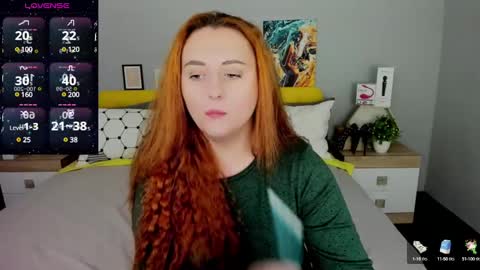 Snapshot of red_naughtyfox chatting on January 26, 4:30 pm Lessy Fox online show from January 26, 4:30 pm