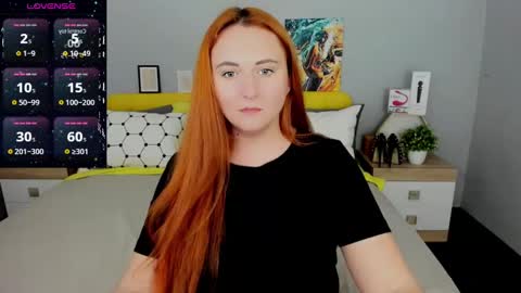 Snapshot of red_naughtyfox chatting on January 14, 11:27 pm Lessy Fox online show from January 14, 11:27 pm