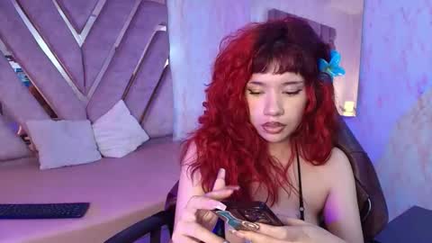 red_pandaa online show from March 29, 8:38 am