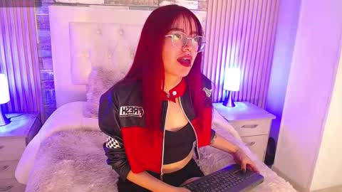 red_velvetbunny online show from December 3, 4:13 am