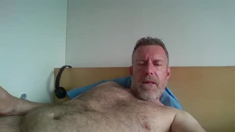 Red online show from May 11, 2:45 pm