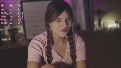 redaplle2 online show from October 6, 9:21 pm