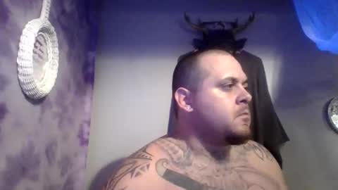 Lenae Redd online show from December 4, 6:57 am