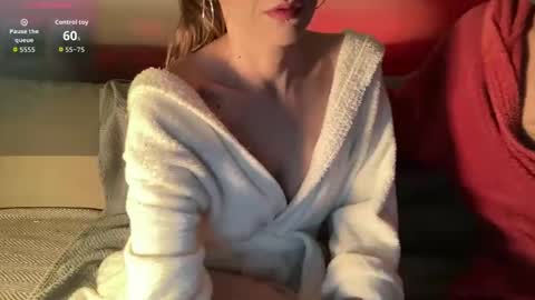 Glamour Wife Real online show from April 16, 7:14 pm